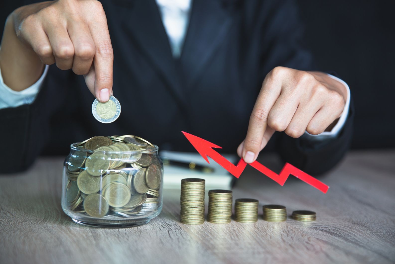 The Future of Wealth Management: Why Family Offices Are the Ultimate Solution for High-Net-Worth Families